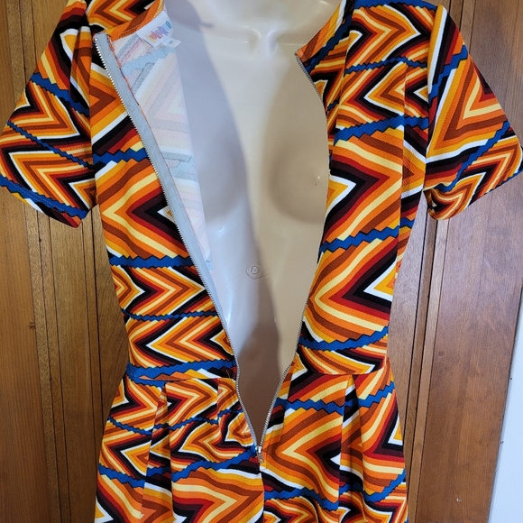 Lularoe Orange Striped 60s Themed Dress, M - Picture 5 of 8